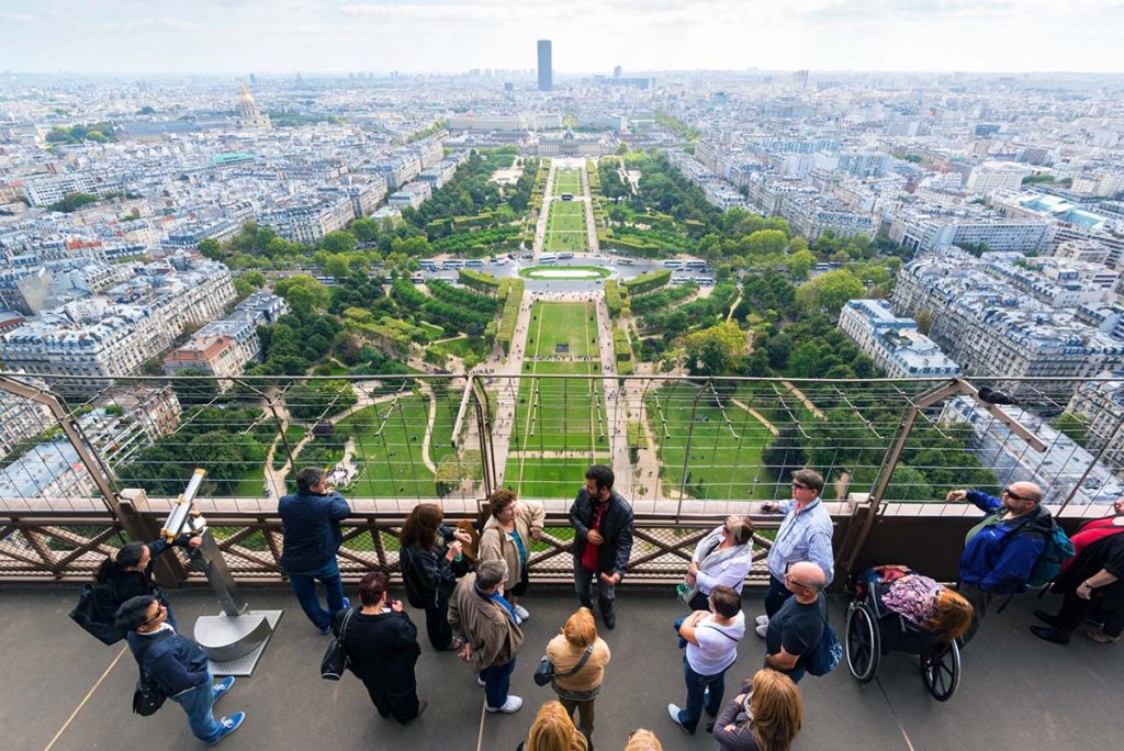 Eiffeltårnet i Paris - Storbyferie.com